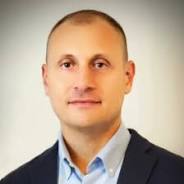 Dr. Roberto Valenti